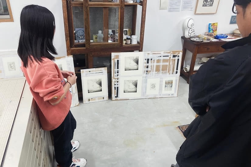講師にアドバイスをもらう体験者
